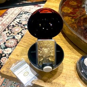 23 karat Gold Plated Pokémon Special Edition #61 Poliwhirl Card